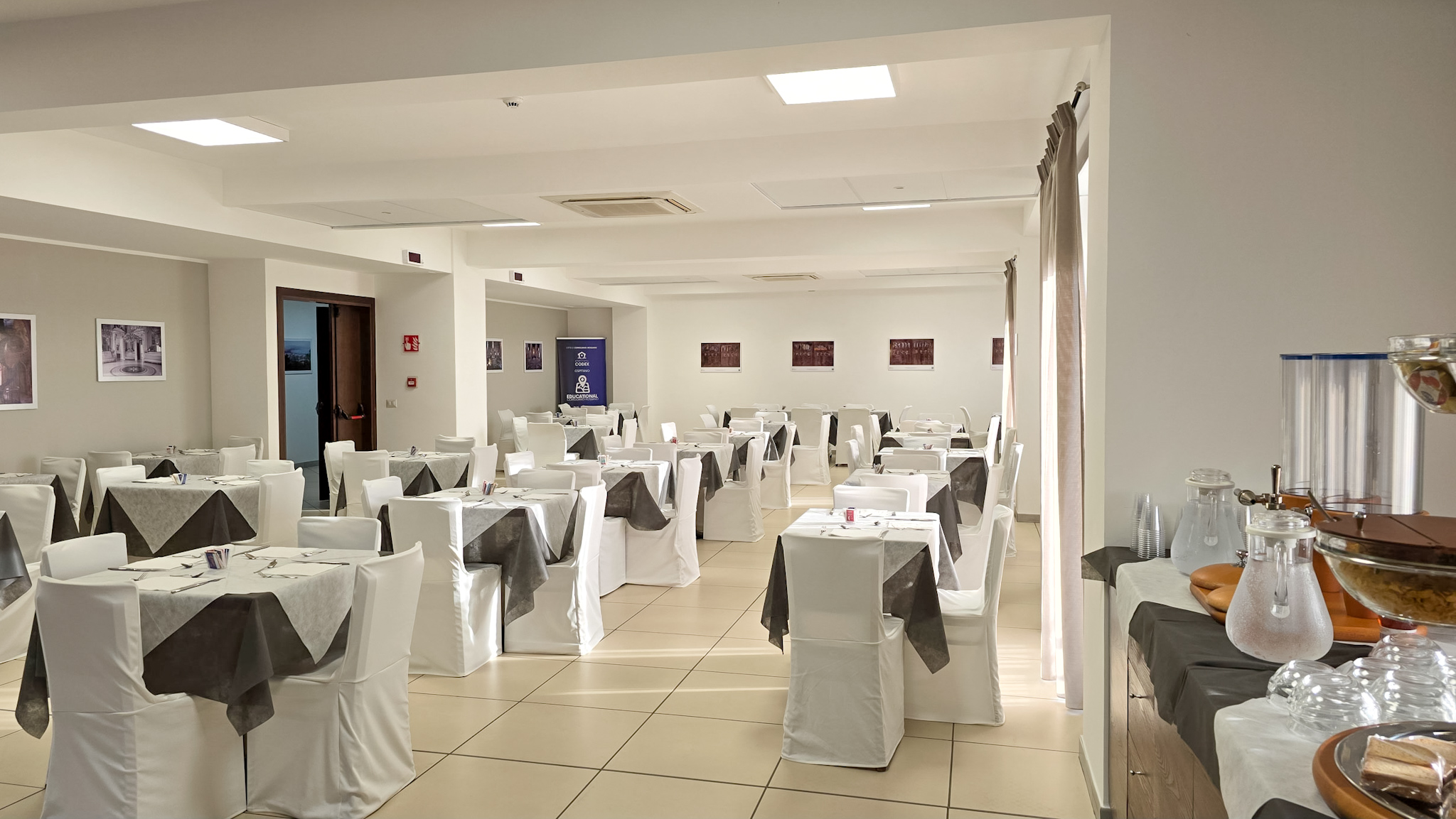 Sala de relax y desayuno Aparthotel